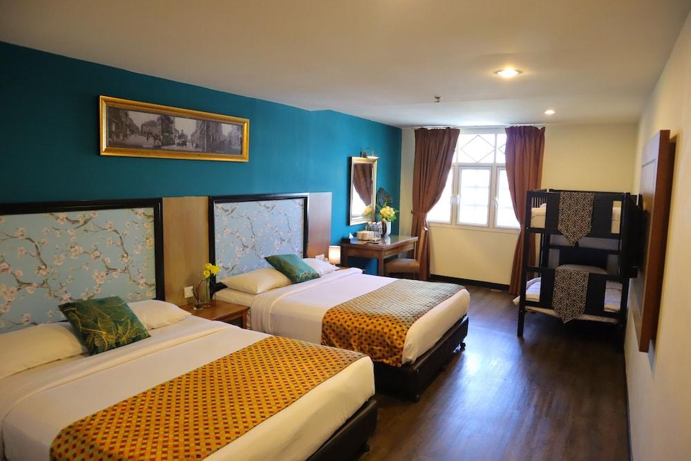 Armenian Street Heritage Hotel 3*